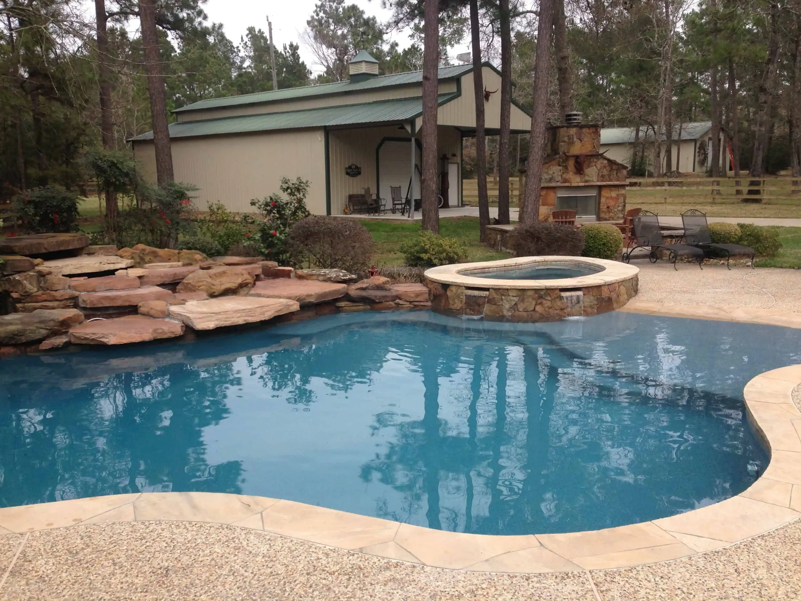 Pool Services in Magnolia